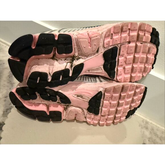Nike Women's Zoom Vomero 5 Running Shoes Mesh Sneaker Shoes Silver Pink Size 7.5 - Picture 5 of 12
